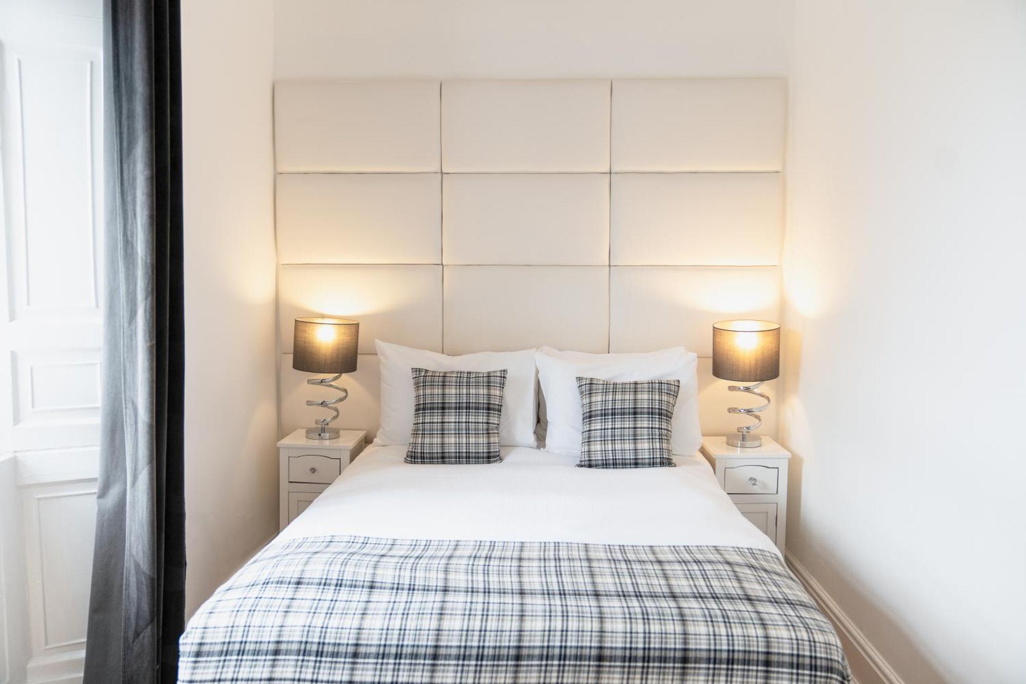 Edinburgh Castle Apartments Zewnętrze zdjęcie